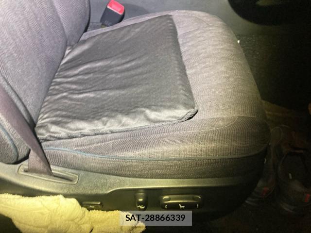 Toyota CROWN MAJESTA 2005-06 8877419-8
