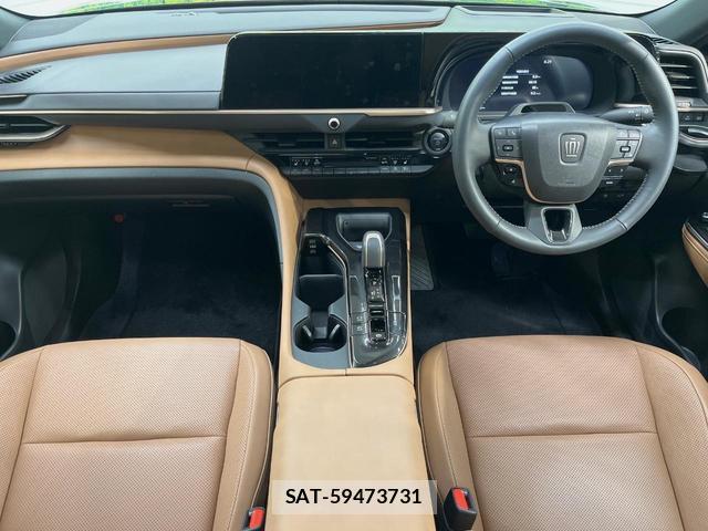 Toyota CROWN 2024-07 8875930-1