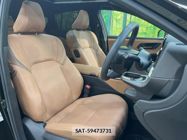 Toyota CROWN 2024-07 8875930-12