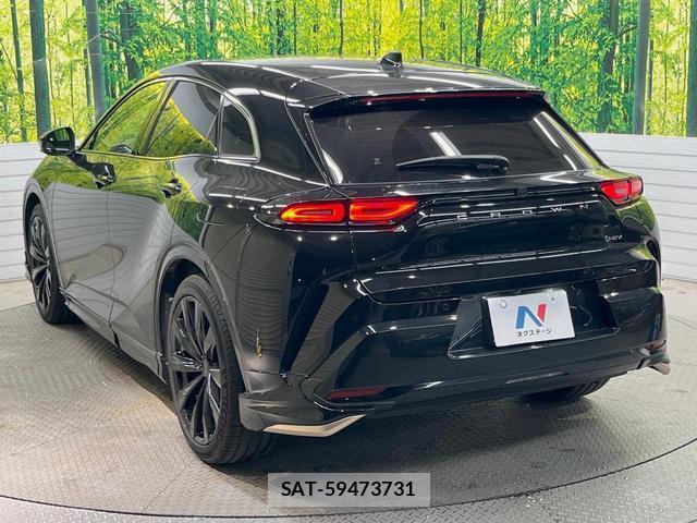 Toyota CROWN 2024-07 8875930-19