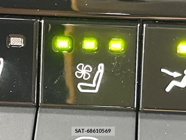 Toyota CROWN 2024-08 8875946-5