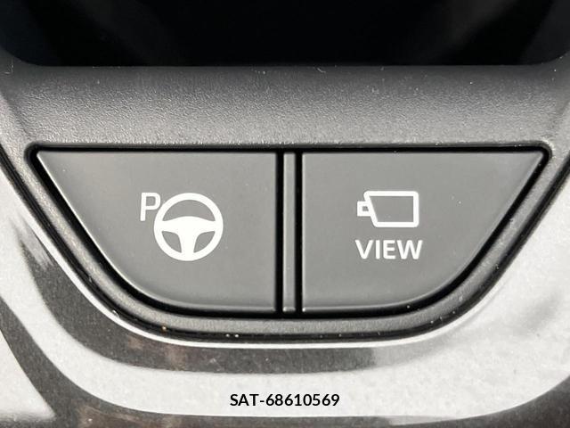 Toyota CROWN 2024-08 8875946-7