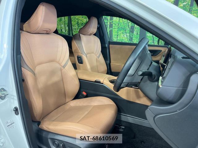 Toyota CROWN 2024-08 8875946-8
