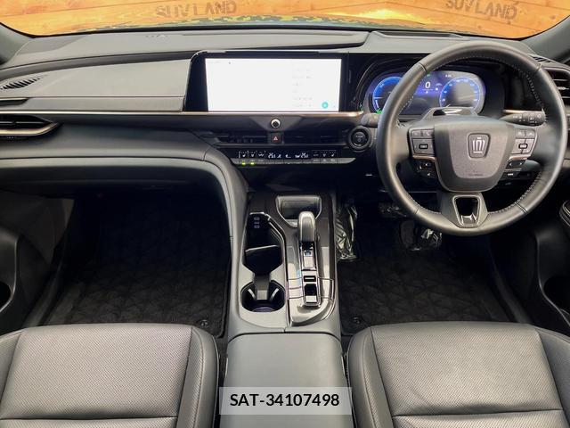 Toyota CROWN 2024-08 8876273-1