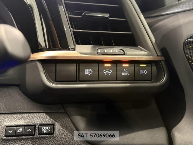 Toyota CROWN 2025-04 8876751-13