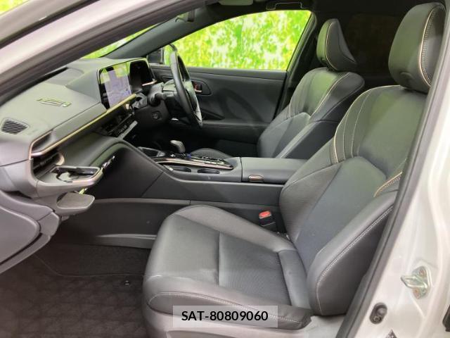 Toyota CROWN 2024-05 8877015-5