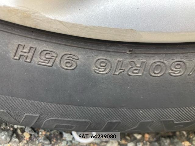Toyota CROWN 2005-10 8876379-4