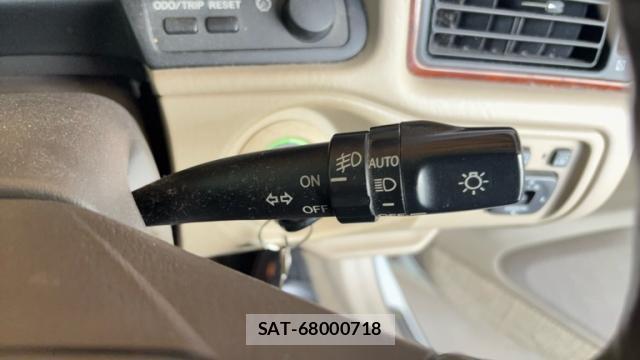 Toyota CROWN 1999-11 8876423-10