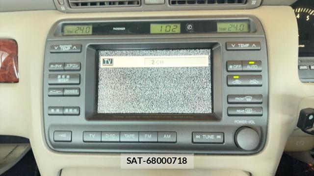 Toyota CROWN 1999-11 8876423-18