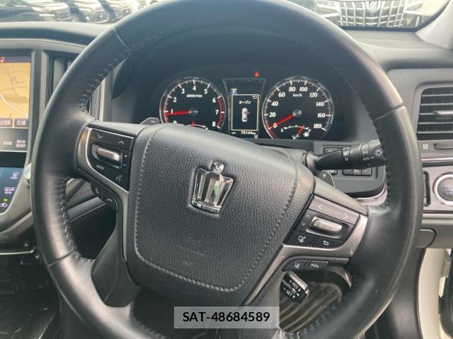 Toyota CROWN 2016-09 8876639-14