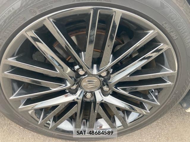 Toyota CROWN 2016-09 8876639-4
