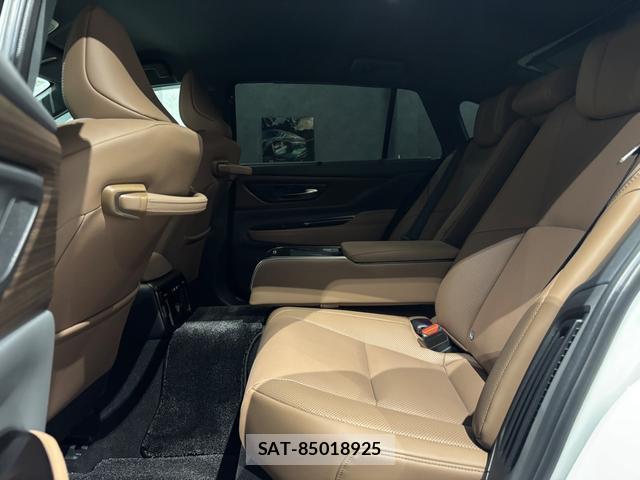 Toyota CROWN 2025-01 8877498-14