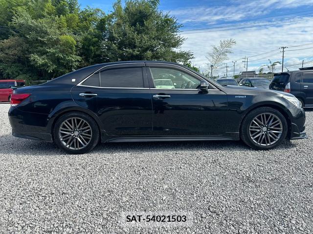 Toyota CROWN 2013 8877654-3