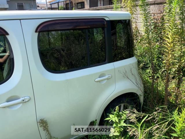 Nissan CUBE 2010-02 8876451-12