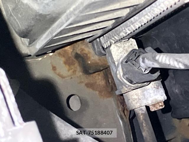 Nissan CUBE 2010-01 8876547-19