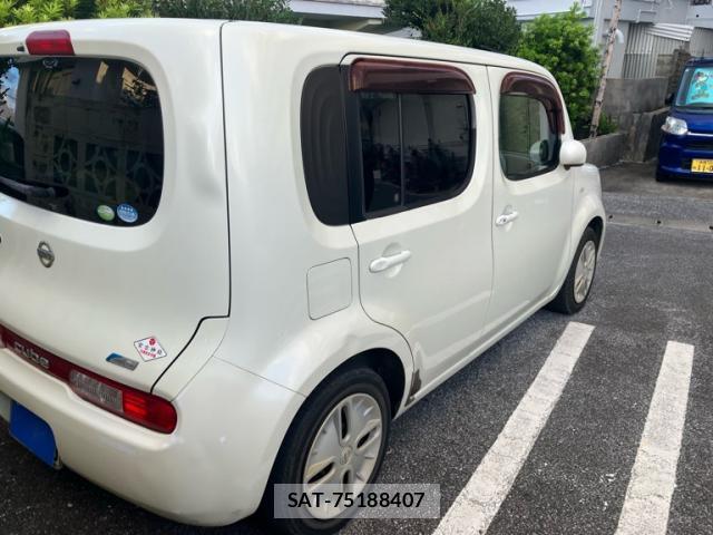 Nissan CUBE 2010-01 8876547-2