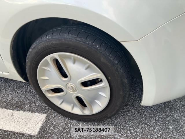 Nissan CUBE 2010-01 8876547-3