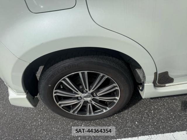 Nissan CUBE 2009-09 8876572-12