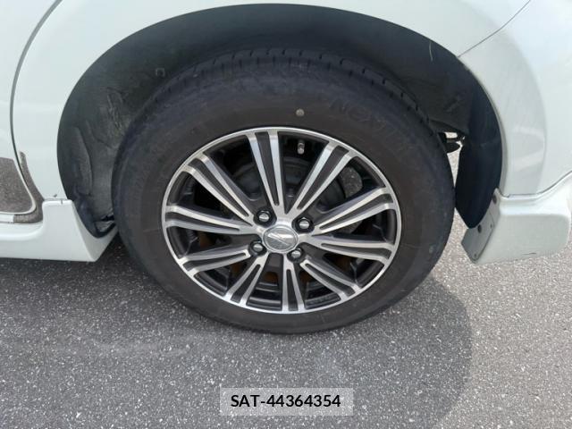 Nissan CUBE 2009-09 8876572-3