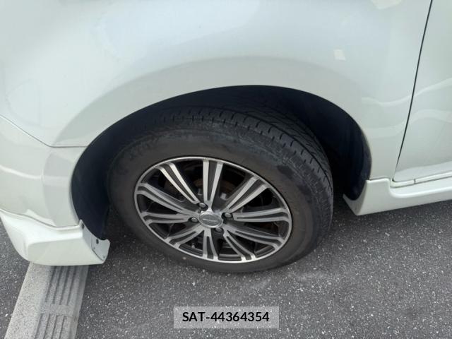 Nissan CUBE 2009-09 8876572-4