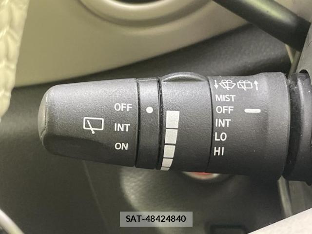 Nissan CUBE 2011-09 8876701-16