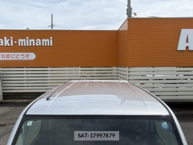 Nissan CUBE 2014-01 8876721-13