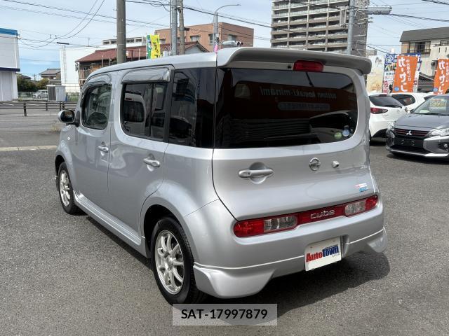 Nissan CUBE 2014-01 8876721-3