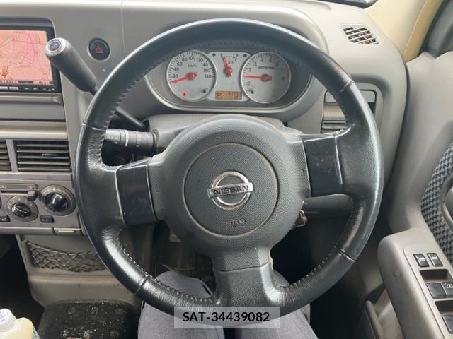 Nissan CUBE 2008-04 8877879-7