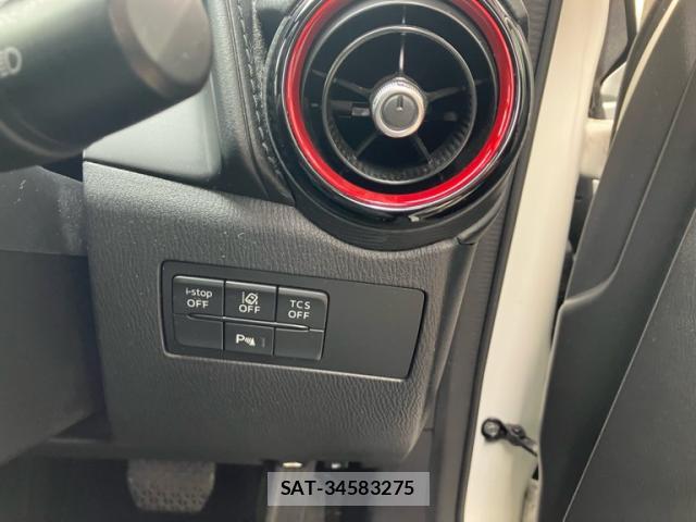 Mazda CX-3 2017-08 8876240-4