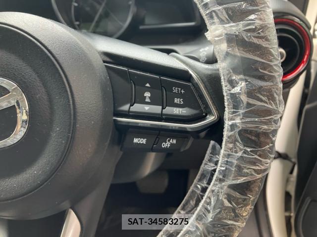 Mazda CX-3 2017-08 8876240-5