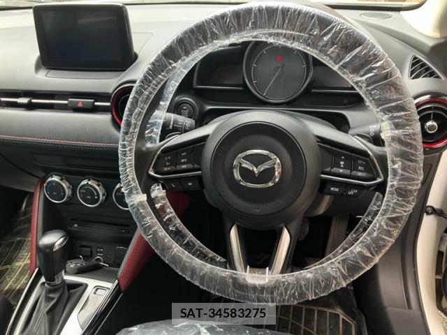 Mazda CX-3 2017-08 8876240-7