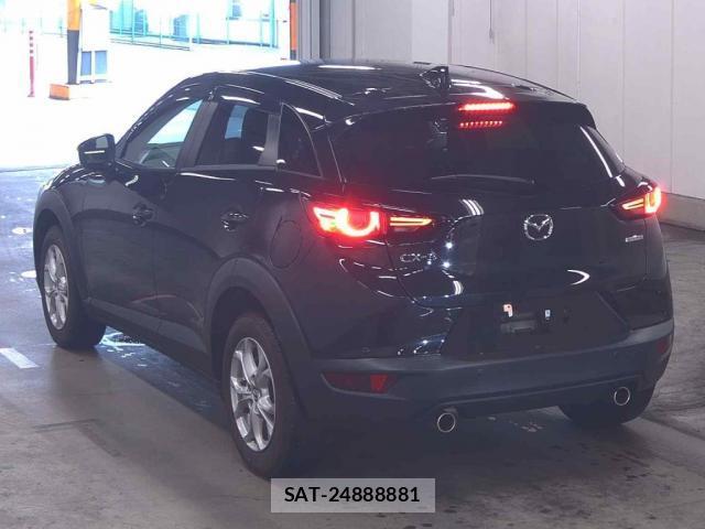 Mazda CX-3 2023-06 8877812-1