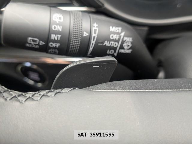 Mazda CX-30 2023-10 8876180-12