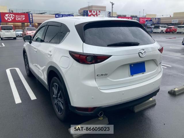 Mazda CX-5 2018-09 8875964-13