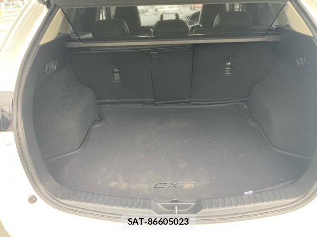Mazda CX-5 2018-09 8875964-5