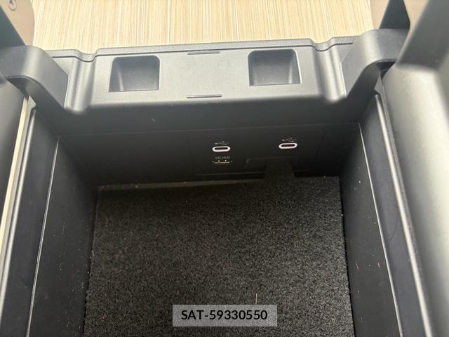 Mazda CX-60 2022-12 8877468-9