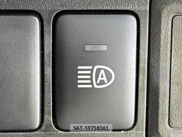 Nissan DAYZ 2015-11 8876142-15