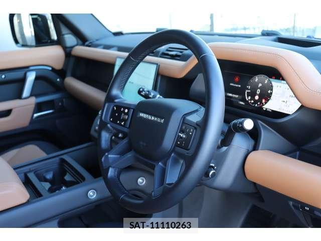 Land Rover DEFENDER 2024-02 8875971-11