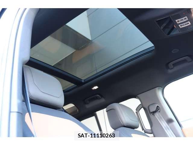 Land Rover DEFENDER 2024-02 8875971-15