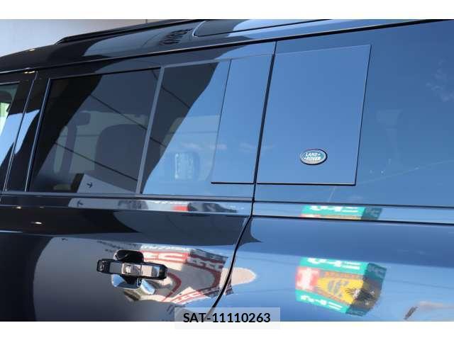 Land Rover DEFENDER 2024-02 8875971-9