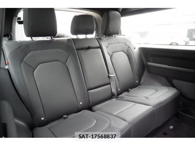 Land Rover DEFENDER 2023-12 8877005-17