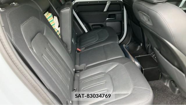 Land Rover DEFENDER 2021-08 8877099-6