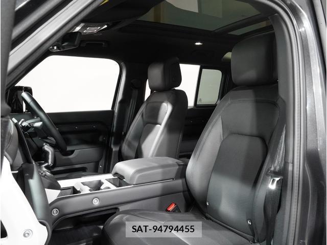 Land Rover DEFENDER 2025-06 8877596-19
