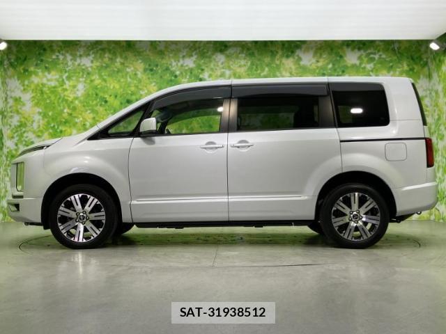Mitsubishi DELICA 2022-07 8876602-1