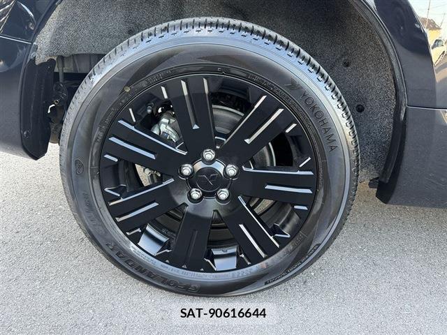 Mitsubishi DELICA 2025-11 8877096-12