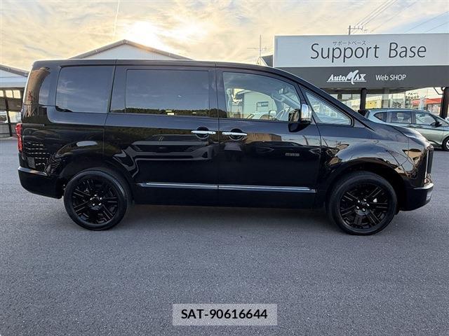 Mitsubishi DELICA 2025-11 8877096-3