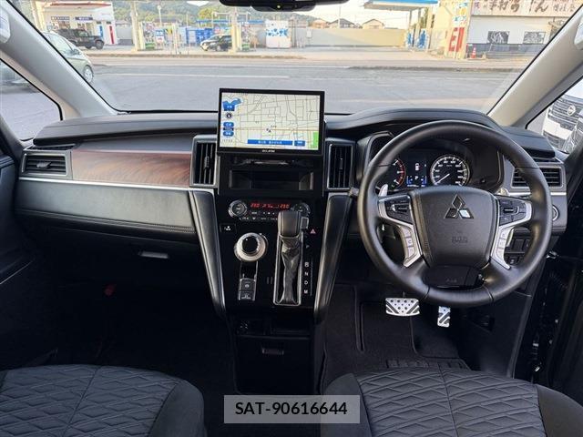 Mitsubishi DELICA 2025-11 8877096-6