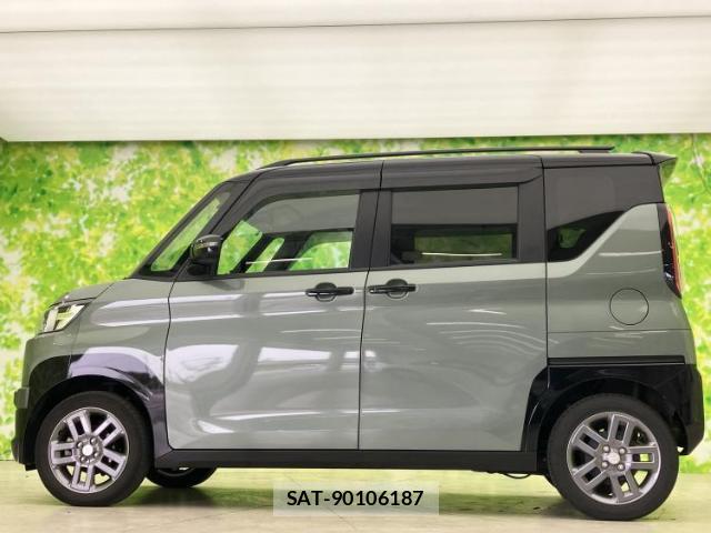 Mitsubishi DELICA MINI 2024-01 8878121-1
