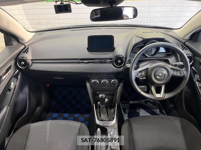 Mazda DEMIO 2017-08 8876184-1