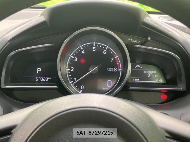 Mazda DEMIO 2019-07 8878309-12